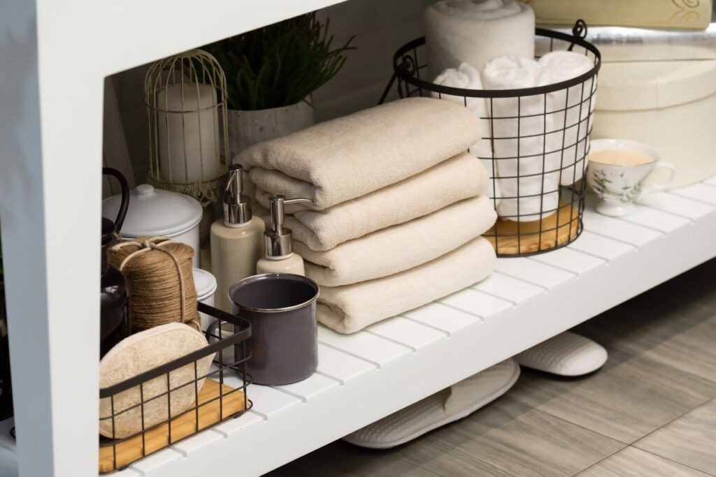 Bathroom Sharing Done Easily