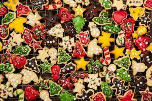 Managing Your Weight Amid Holiday Parties