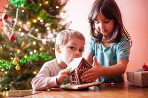 Eight Ways To Keep Restless Kids Happy During A Family Holiday Event